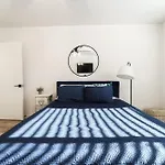 Central Scottsdale 1 Bedroom Apartment W Private Patio