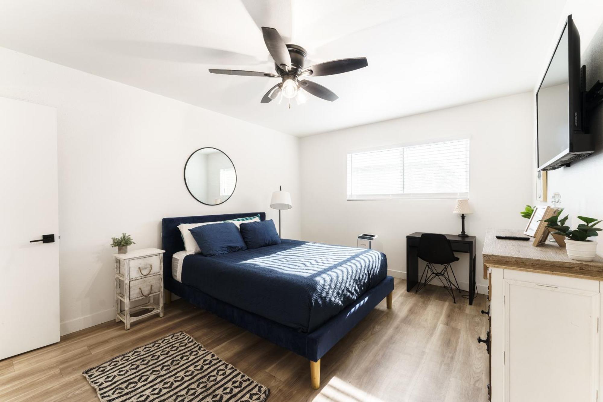 Apartment 1 Bedroom W Private Patio Scottsdale
