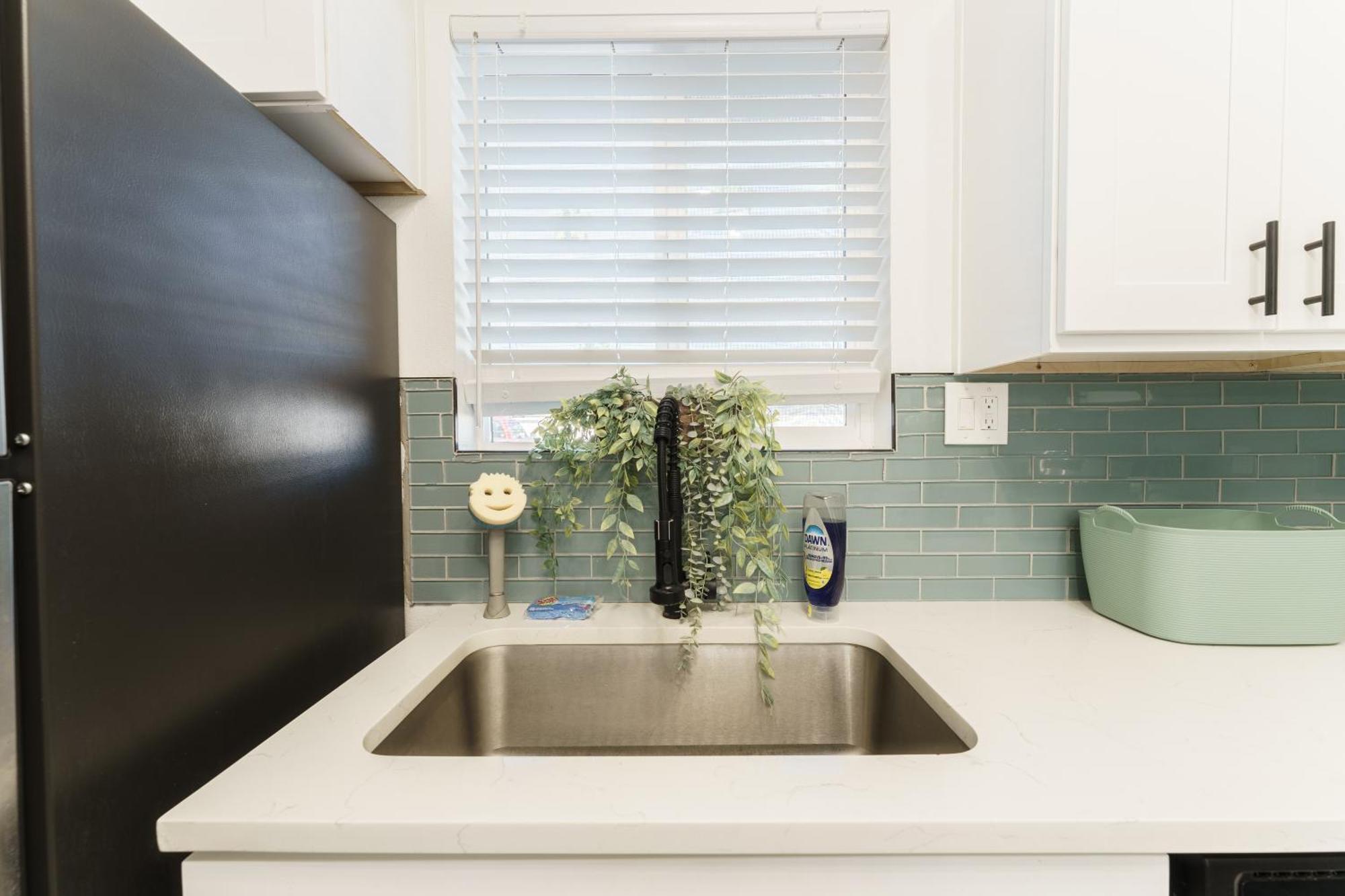 1 Bedroom W Private Patio Scottsdale
