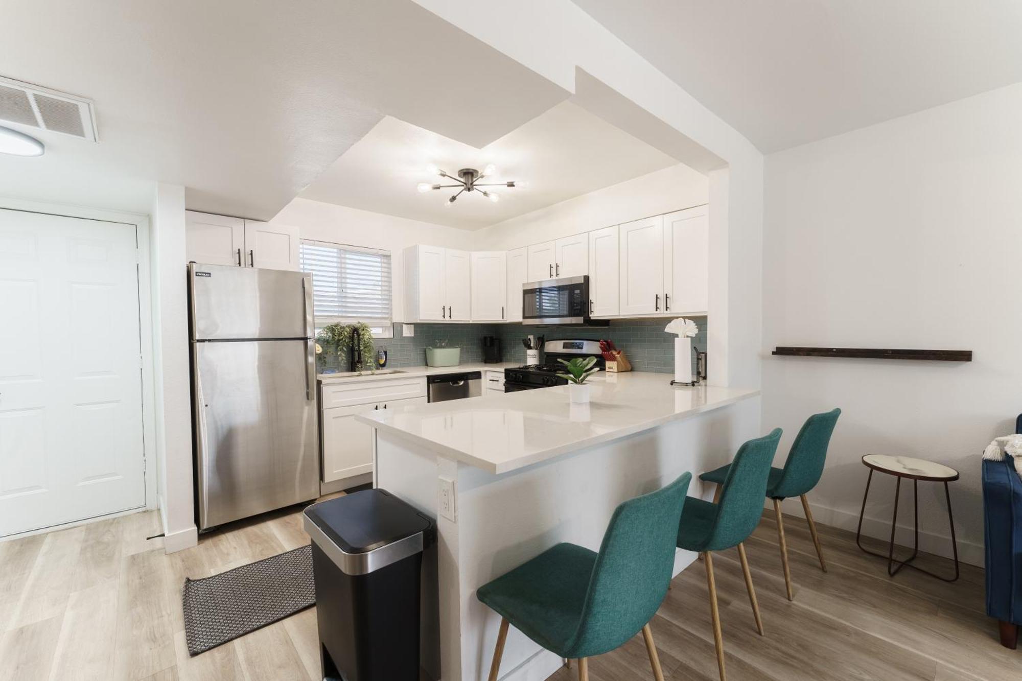 1 Bedroom W Private Patio Apartment Scottsdale