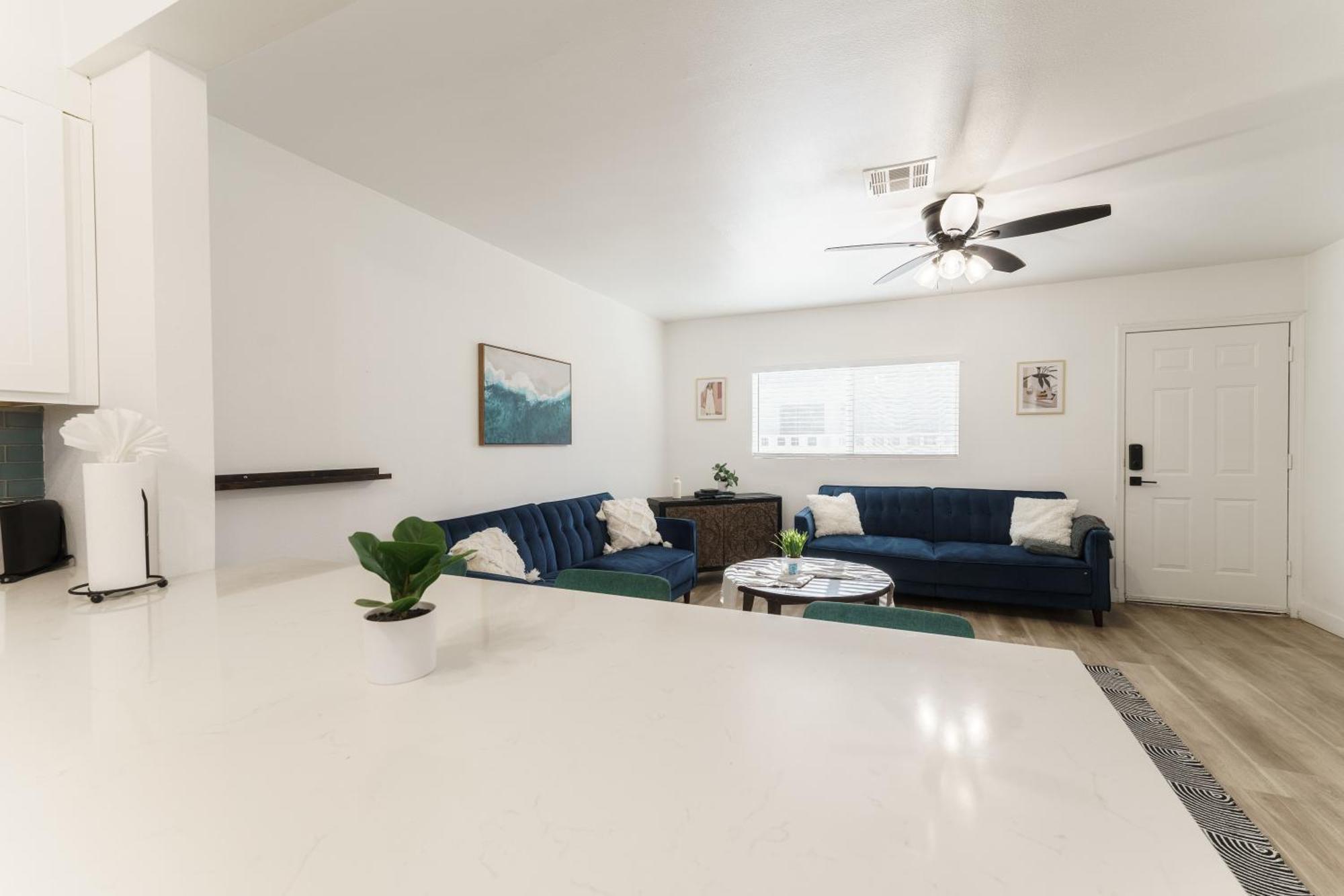 1 Bedroom W Private Patio Scottsdale